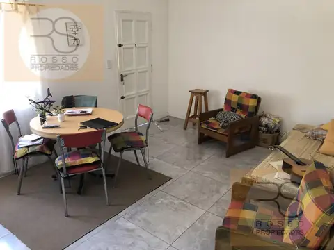 Depto Tipo Casa en Venta en Barrio Guemes, USD 82.000