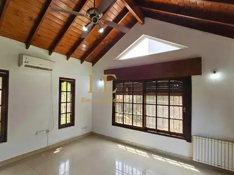 Casa en Venta al Noreste