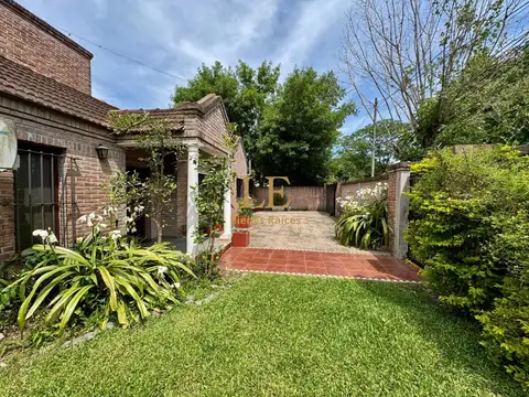 Casa 4 ambientes con 3 baños