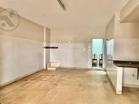 Local en Venta 35 años