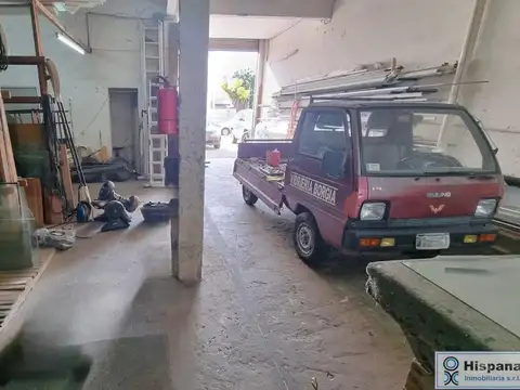¡Galpón en alquiler en el centro de Del Viso, Pilar! Excelente ubicación.