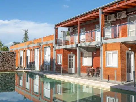 Santa Teresa 200, Piso 0