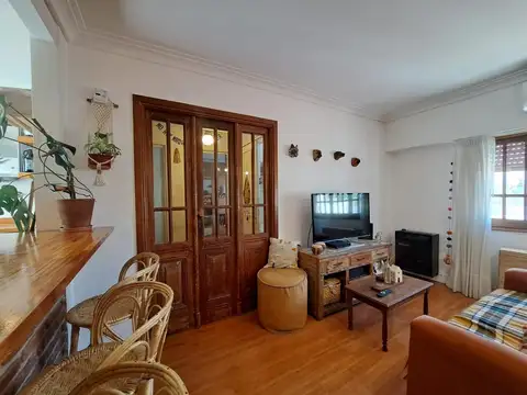 Depto Tipo Casa en Venta de 3 ambientes