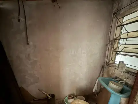 Casa 3 ambientes con 1 baño