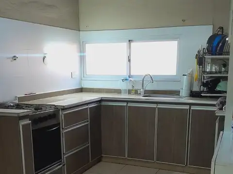 Venta de casa en B° Murgia, Perdriel