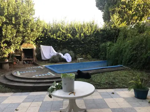 Casa 4 ambientes con 3 baños