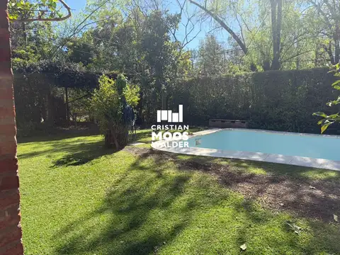 Casa en Venta con 1 cochera