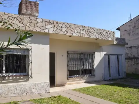 Río Hondo 1729, Ituzaingó, Provincia de Buenos Aires, Argentina , Piso No definido