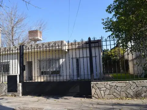 Casa En Venta En Ituzaingó Norte