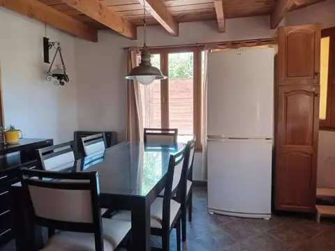 Casa en Venta con 4 cocheras