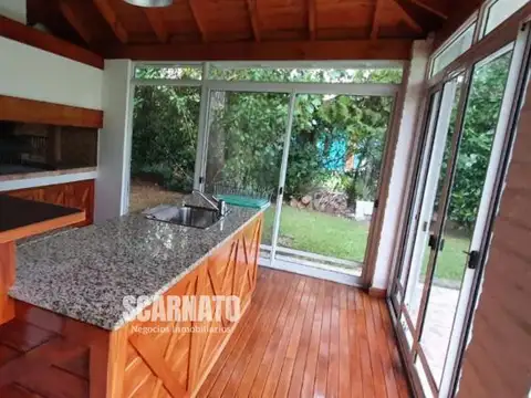 ECHEVERRIA DEL LAGO