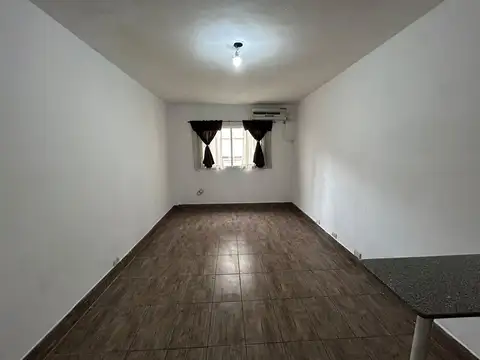 Avenida Juan Bautista Alberdi 200, Piso 8