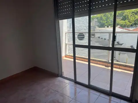 VENTA  Departamento zona Facultades