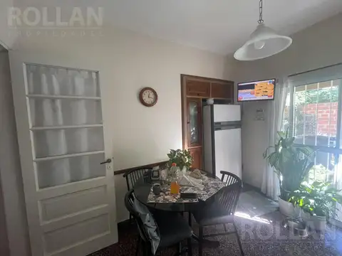 Casa 4 ambientes con 1 baño