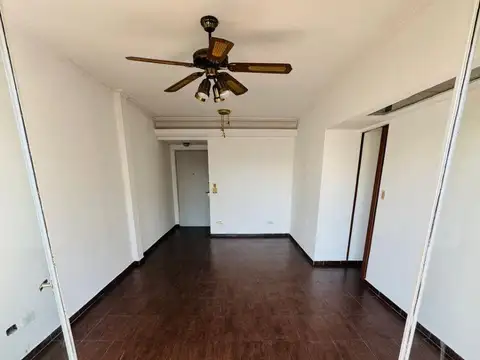 4 Ambientes Apto Credito Al Fente + Balcon
