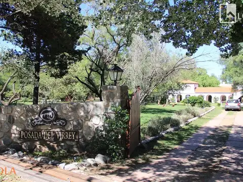 Hotel en Venta 50 años