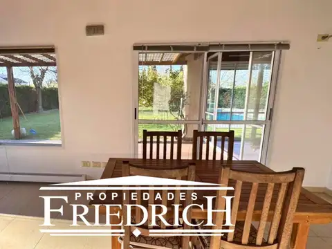 Casa en Venta de 4 dormitorios