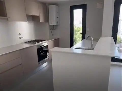 Departamento 2 dormitorios cochera - Mendoza 2600