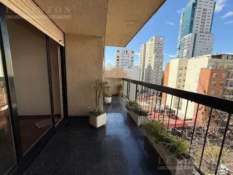 VISTA   LUZ  - Balcón Corrido - Piso Alto -  Alquiler - Departamento  3 Dormitorios en Belgrano