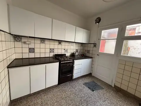Depto Tipo Casa en Alquiler de 3 ambientes