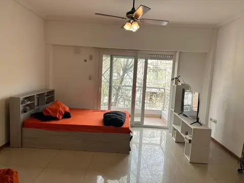 ALQUILER MONOAMBIENTE FLORES