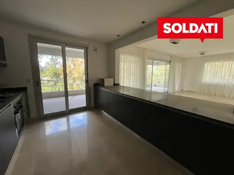 Departamento en Alquiler de 3 dormitorios