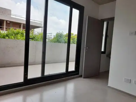 Mono ambiente a estrenar en venta, con balcón. Villa Urquiza
