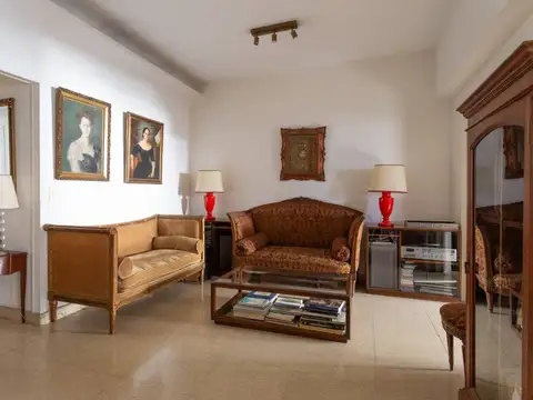 Departamento en Venta de 7 ambientes