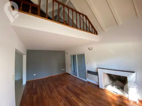 Casa en Alquiler de 4 dormitorios