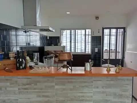Casa en Alquiler en Miramar, $ 850.000