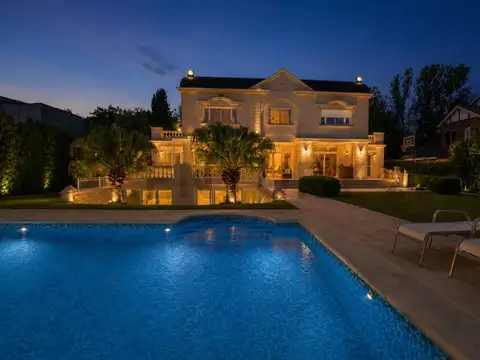 Casa en Venta en Abrilsur, USD 1.300.000