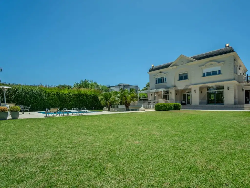 Casa en Venta en Abril Club de Campo – Frente al golf. - Foto 41