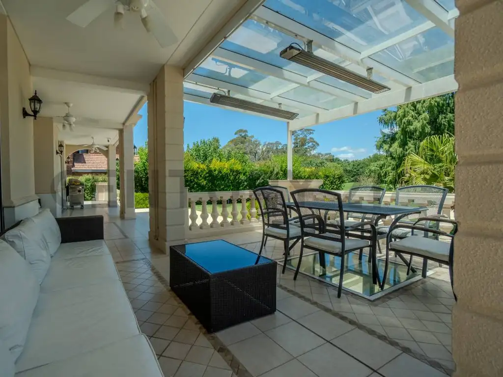Casa en Venta en Abril Club de Campo – Frente al golf. - Foto 25