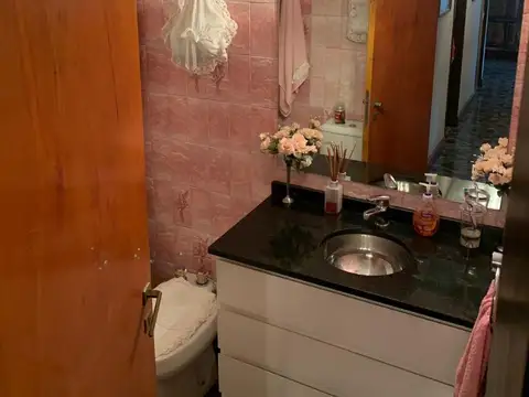 Depto Tipo Casa en Venta con 1 cocheras