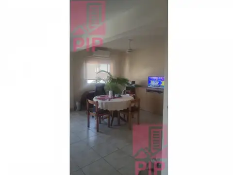 PERON, PDTE AV 2700, Piso 2