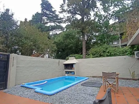 CASA/PH 2 AMB VENTA MUNRO  JARDIN PILETA COCHERA
