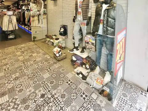 Local en Venta 30 años