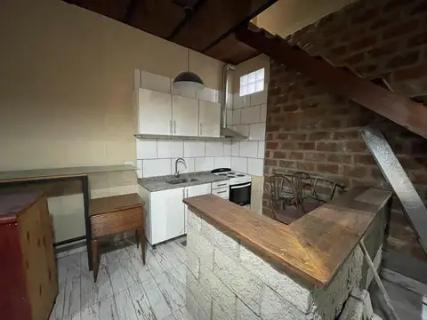 Depto Tipo Casa 2 ambientes con 1 baño