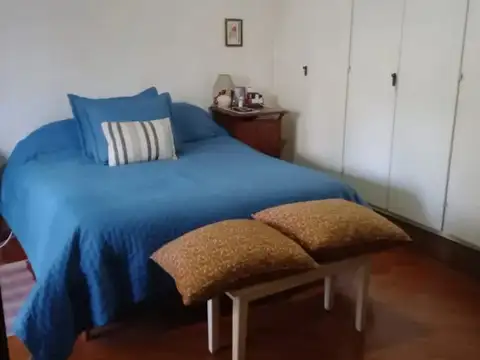 Depto Tipo Casa en Venta 90 años