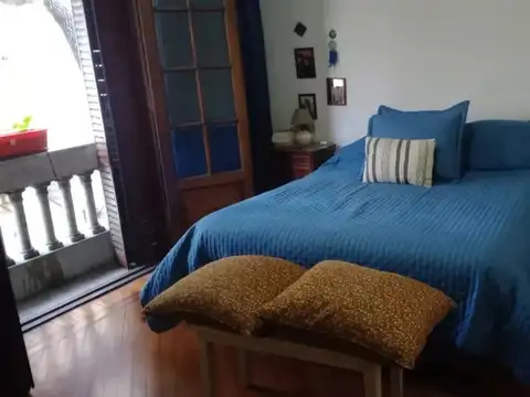 Depto Tipo Casa 5 ambientes con 2 baños