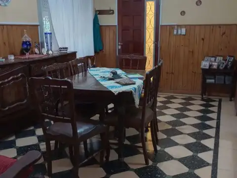 Depto Tipo Casa en Venta de 4 ambientes