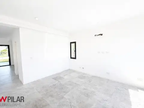 Casa en Venta en Pilar del Este - Santa Lucia, USD 170.000