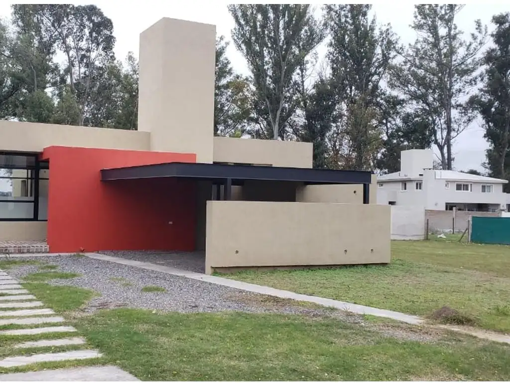 Casa en Venta en Valle Escondido - 3 dormitorios