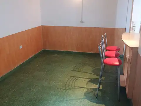 DEPARTAMENTO INTERNO // SIN EXPENSAS // PRIMER PISO X ESCALERA // TRAFUL Y AV SAENZ