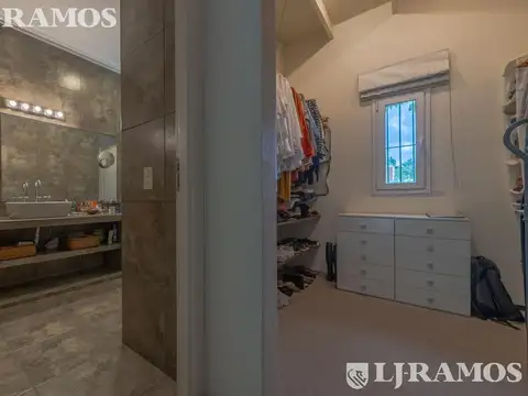 Casa en Venta en Tortuguitas, USD 238.000