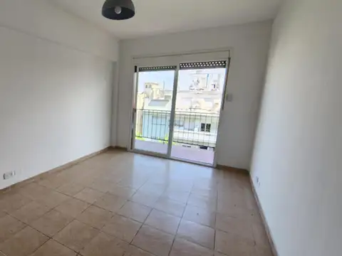 Departamento en Venta en Balvanera, USD 68.000