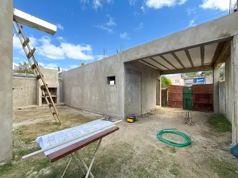 Casa en Venta con 1 cochera