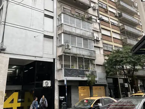 Urquiza  al 1200