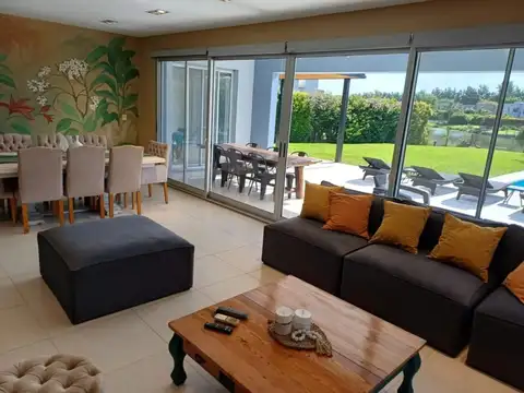 Casa en Alquiler Temporal en La Comarca, USD 4.000