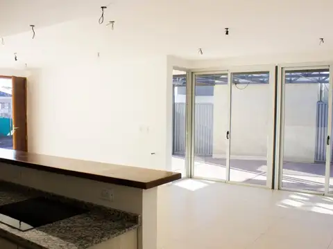 Casa 3 ambientes con 3 baños
